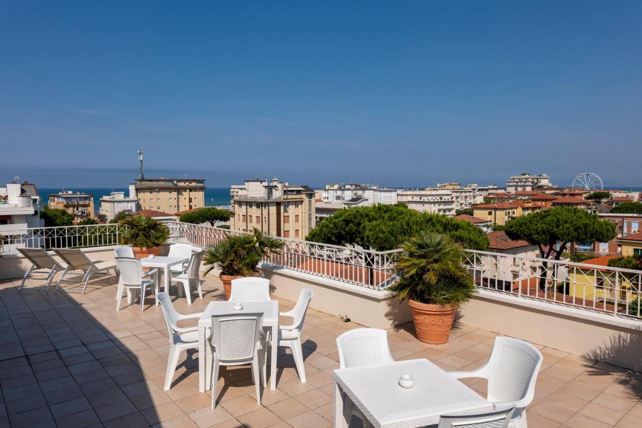 Hotel Sylvia Λίντο ντι Καμαϊόρε Εξωτερικό φωτογραφία