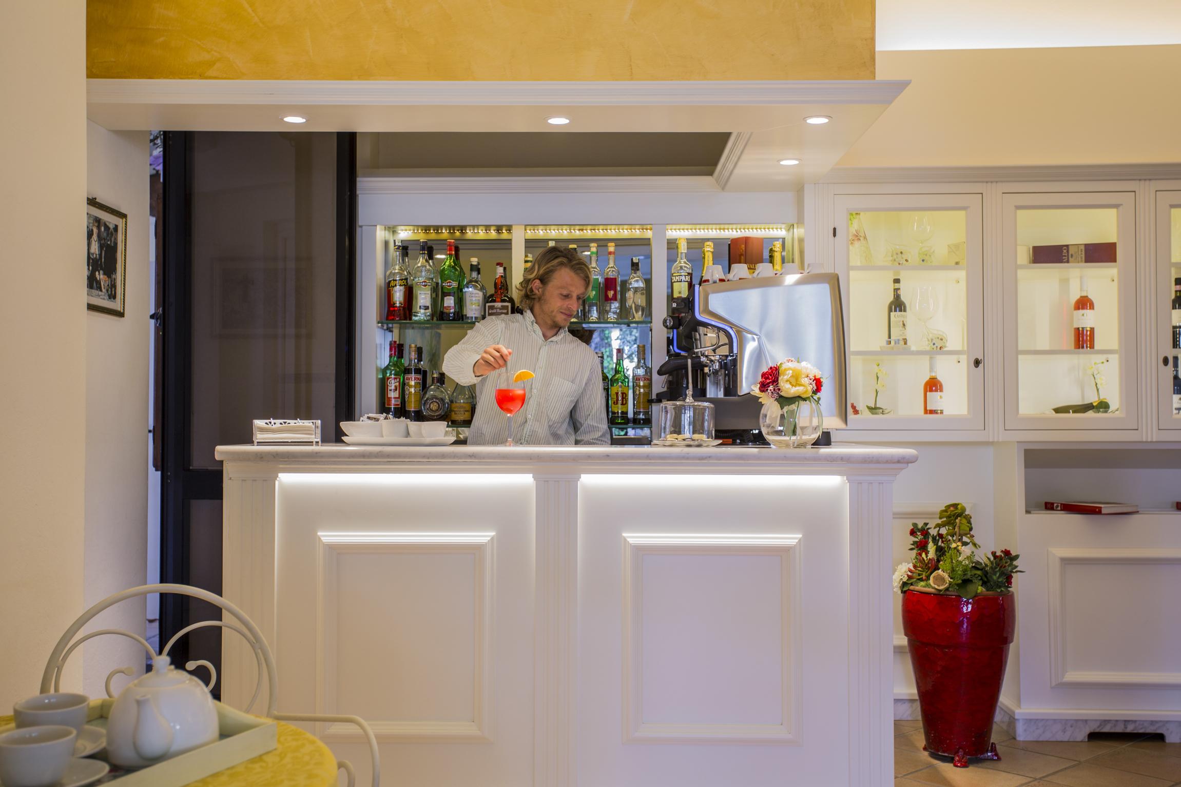 Hotel Sylvia Λίντο ντι Καμαϊόρε Εξωτερικό φωτογραφία