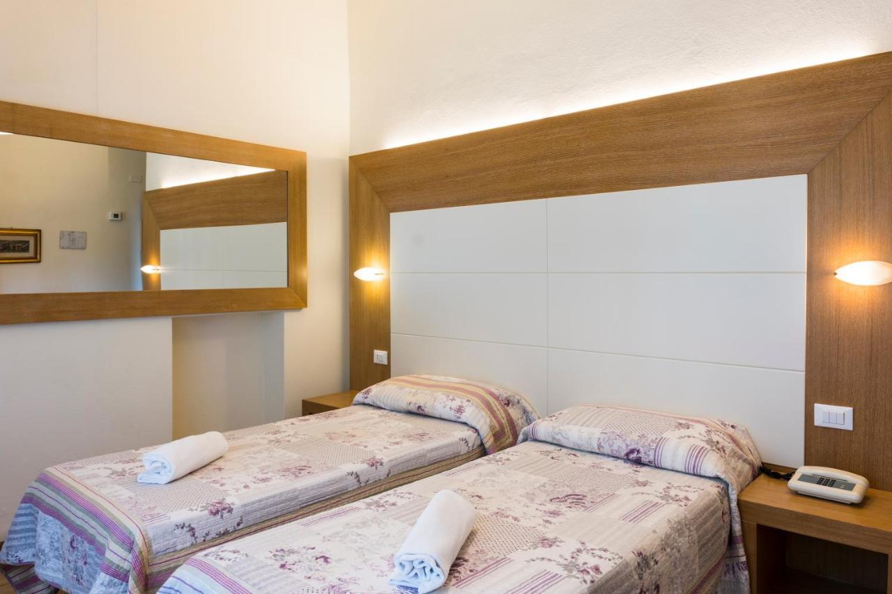 Hotel Sylvia Λίντο ντι Καμαϊόρε Εξωτερικό φωτογραφία